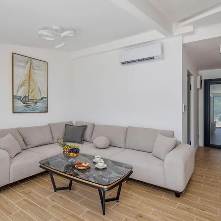 Berge Apartments Kotor Exterior photo